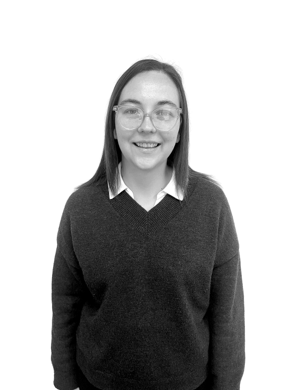 Charlotte Bignell_b_w